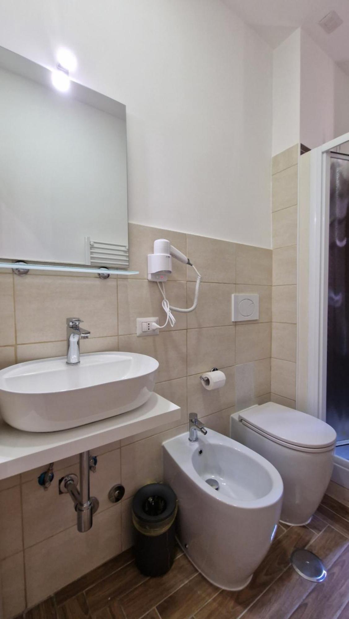 Susy'S Guest House - Room Spagna Roma Exterior foto